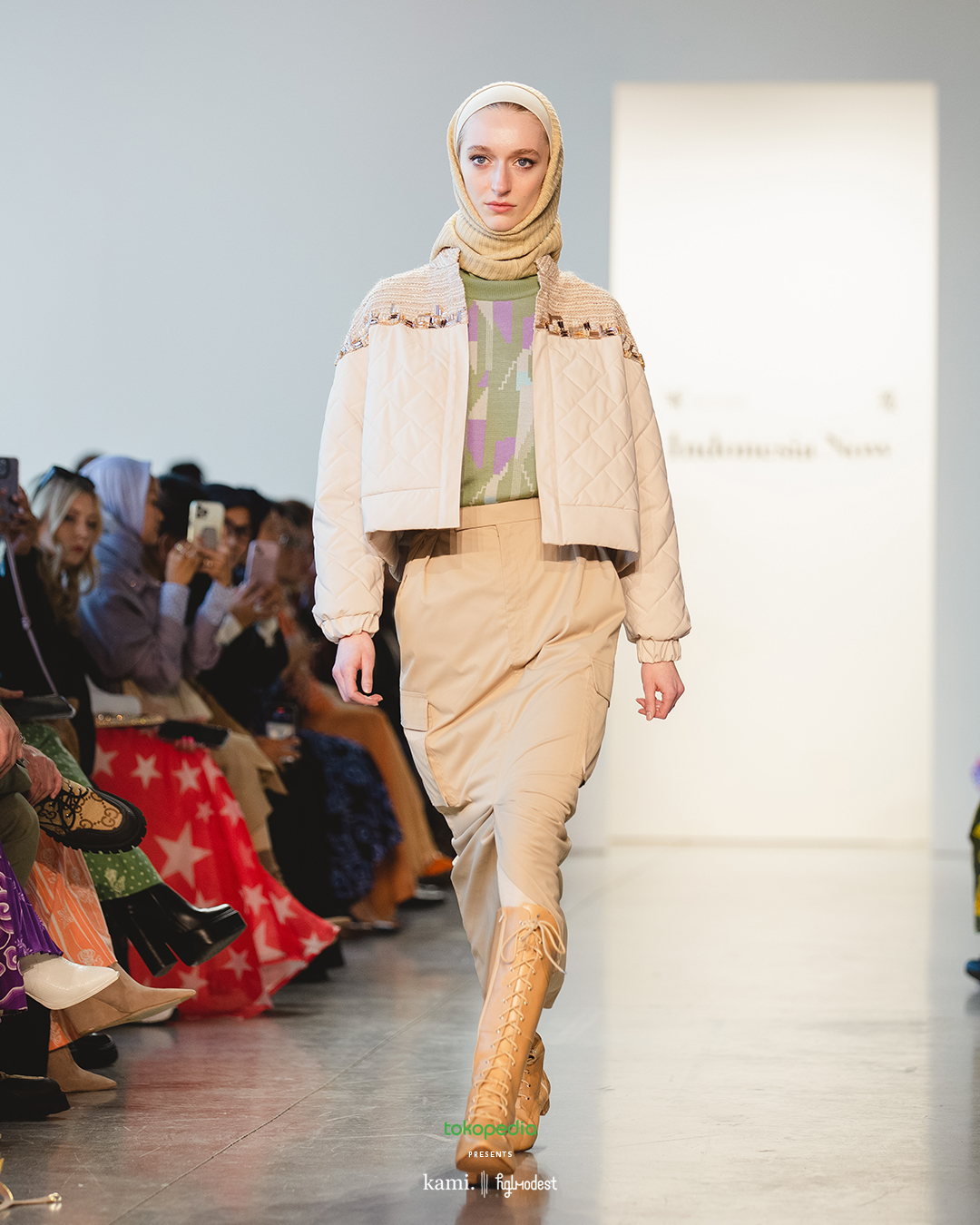 Kami. Bawa Keluhuran Kain Tapis ke Panggung New York Fashion Week