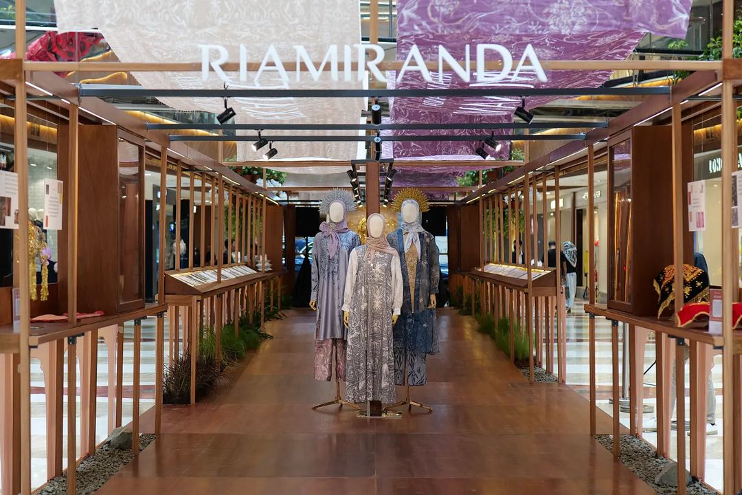 Ria Miranda Sukses Gelar Ekshibisi Mini Usung Kekayaan Ranah Minang