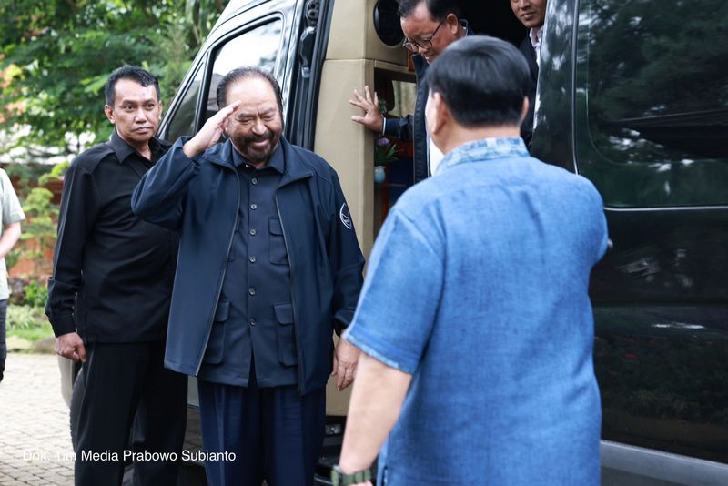 Prabowo-Surya Paloh Sepakat Saling Hormati Keputusan Politik