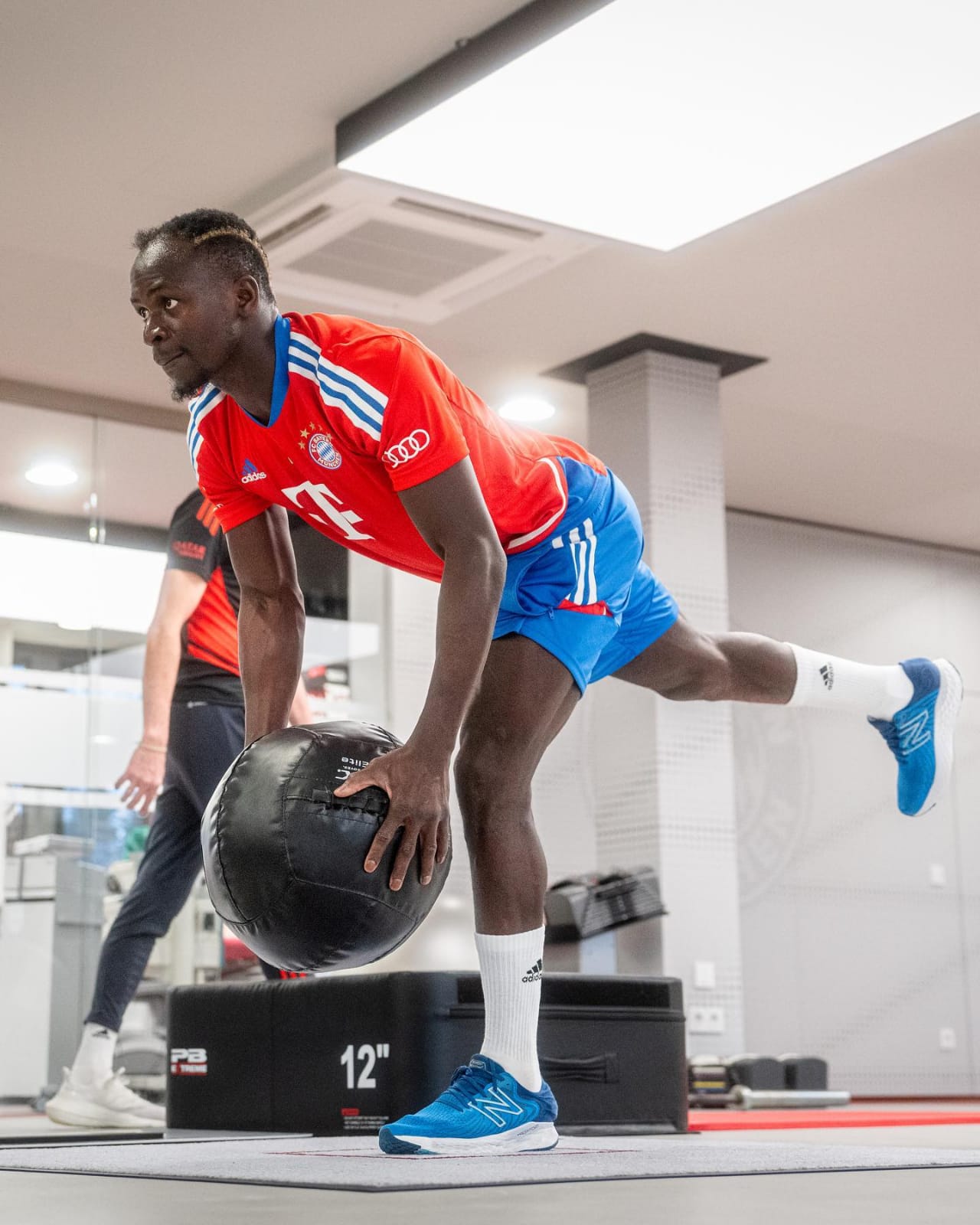 Pesepak Bola yang Berpuasa saat Bermain di Bulan Ramadan