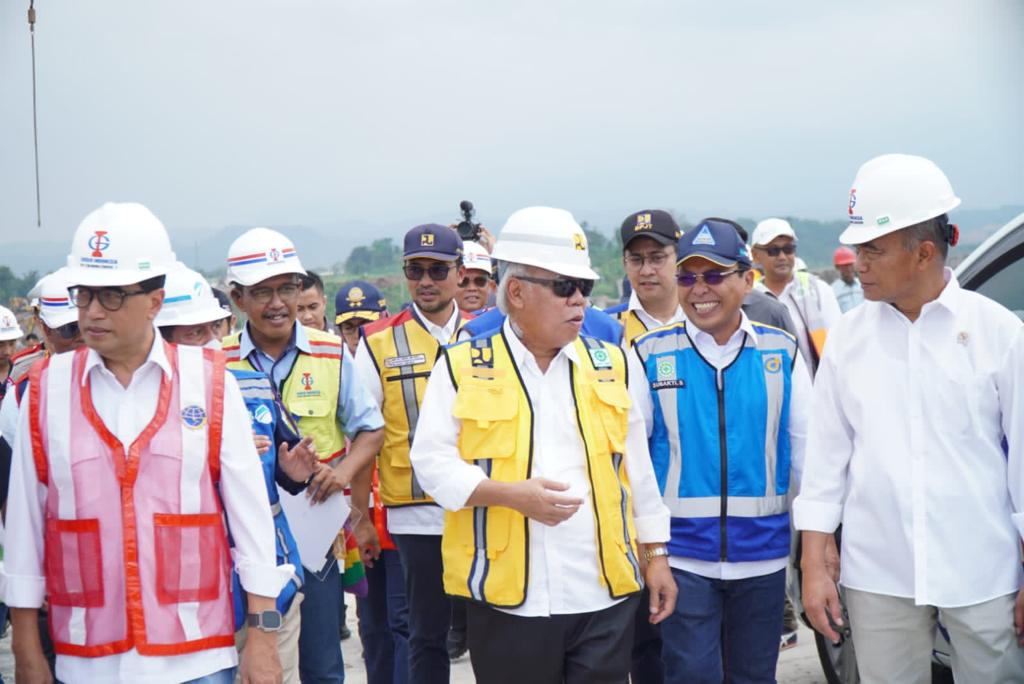 Cegah Kemacetan Arus Mudik, Tol Jakarta-Cikampek Ditambah Satu Lajur di Kedua Arah