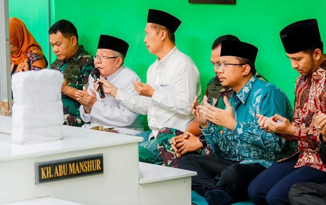 Makam Aulia Sono Guru KH Hasyim Asy'ari Jadi Ikon Wisata Religi Baru