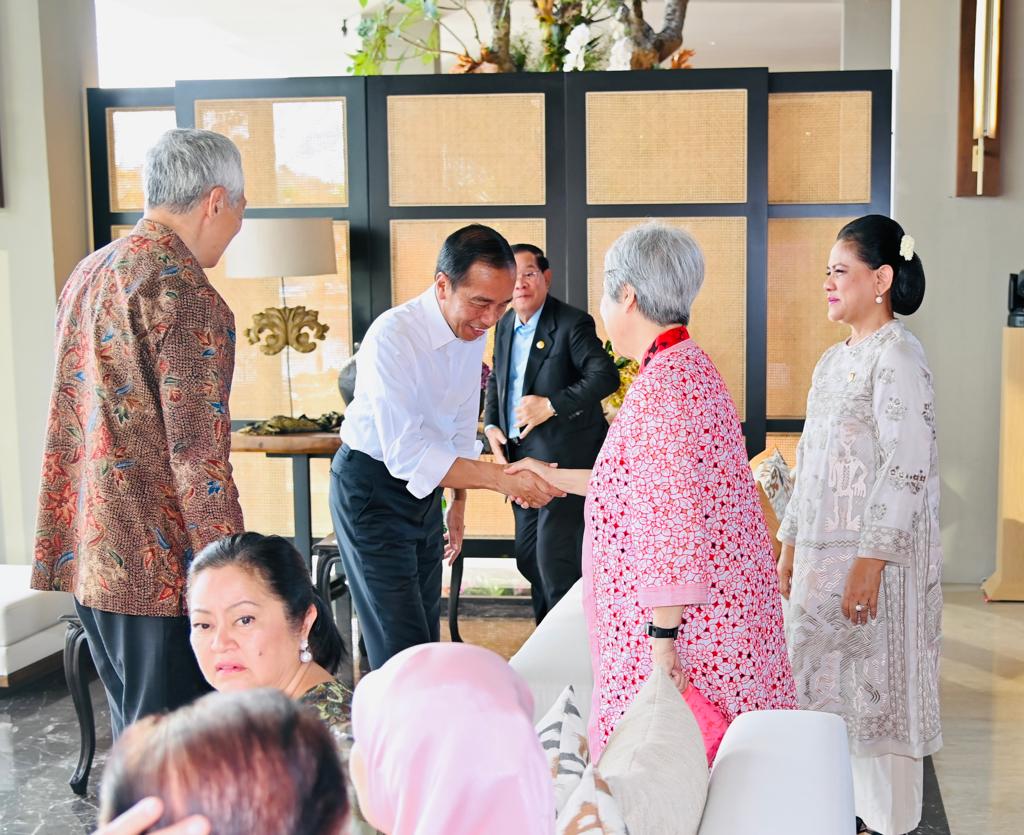 Momen Keakraban Para Pemimpin ASEAN saat KTT di Labuan Bajo