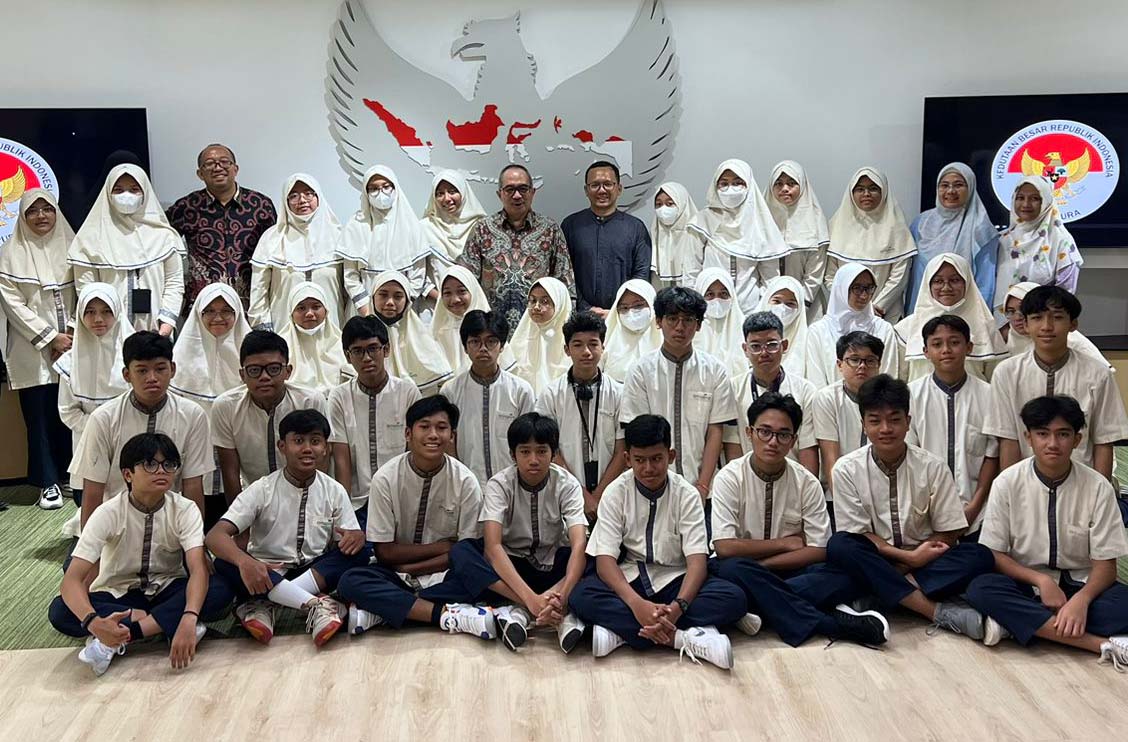 Kunjungi KBRI, Pelajar SMP Islam Amalina Dapat Inspirasi Pendidikan Singapura