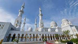 Yuk Wisata Religi Sambil Kagumi Keindahan Arsitektur Masjid di Indonesia