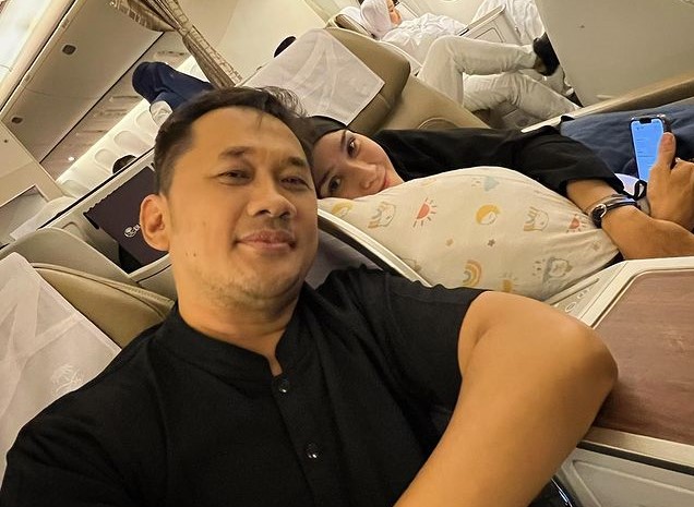 Alhamdulillah, 8 Selebritas Ini Pergi Berhaji Tahun 2023