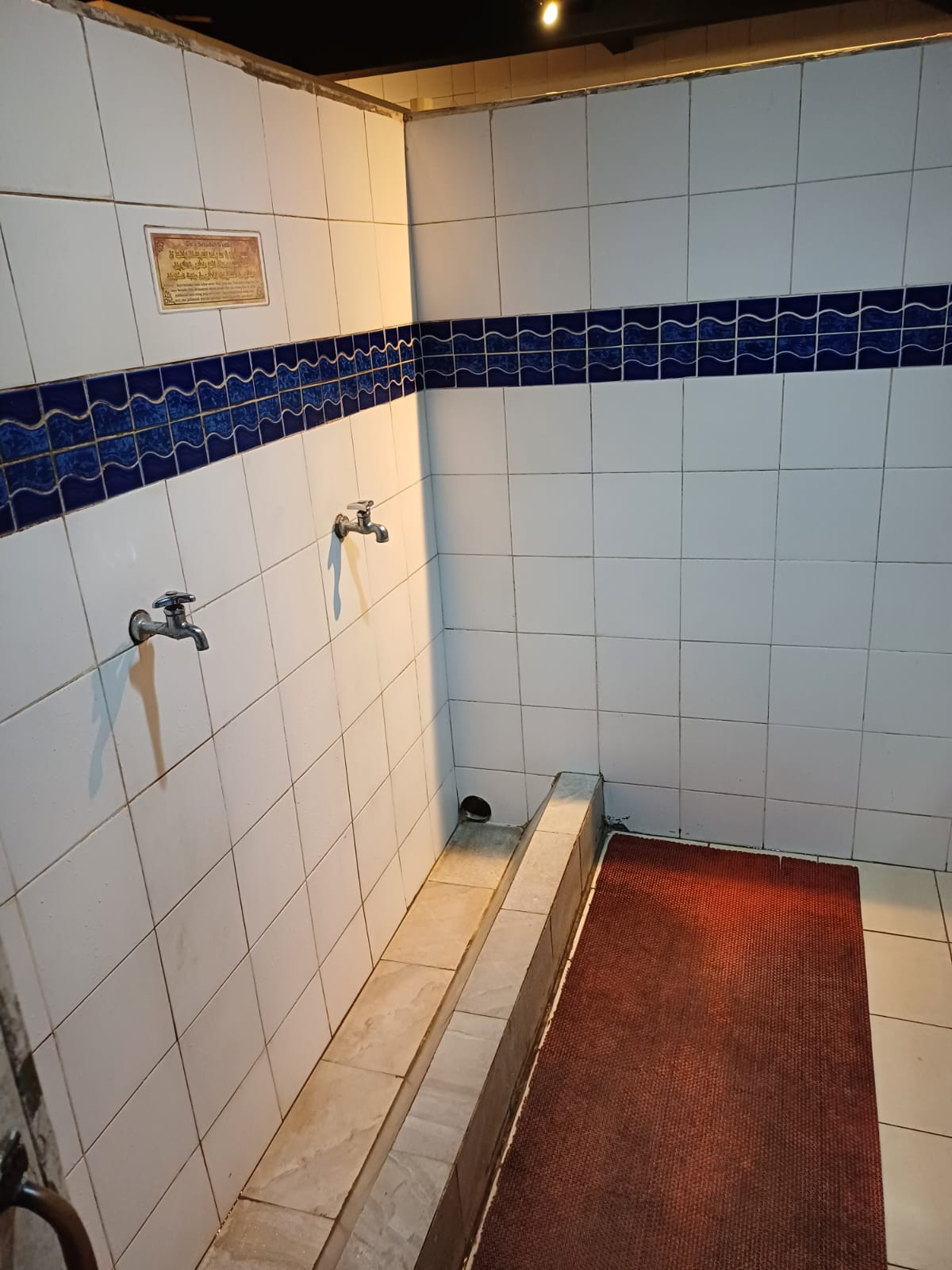 MUSHOLLA BAGUS, SALAH SATU KUNCI SUKSES RESTO SHSD