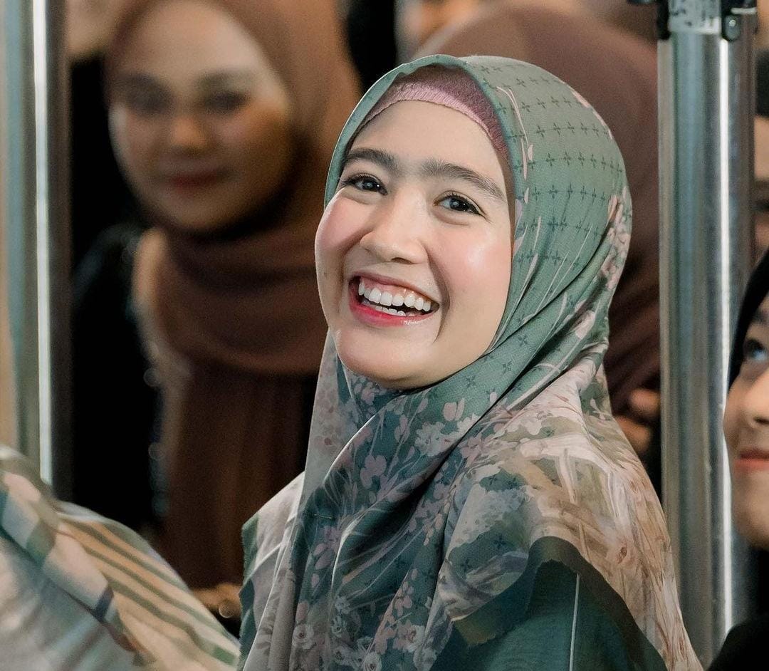 4 Artis Muda Ramai-Ramai Ikut Kajian Ustaz Hanan Attaki, Bikin Adem Lihatnya