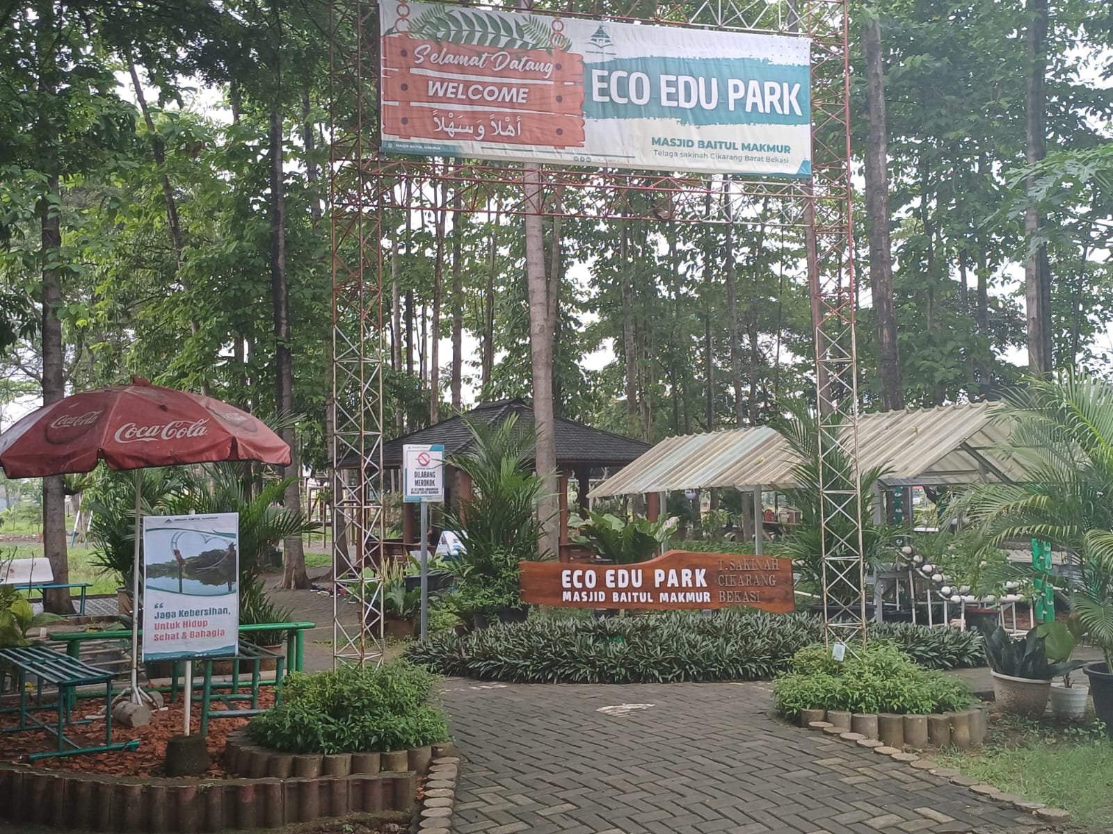 Ayo Ke Masjid Baitul Makmur, Beribadah Sekaligus Berwisata