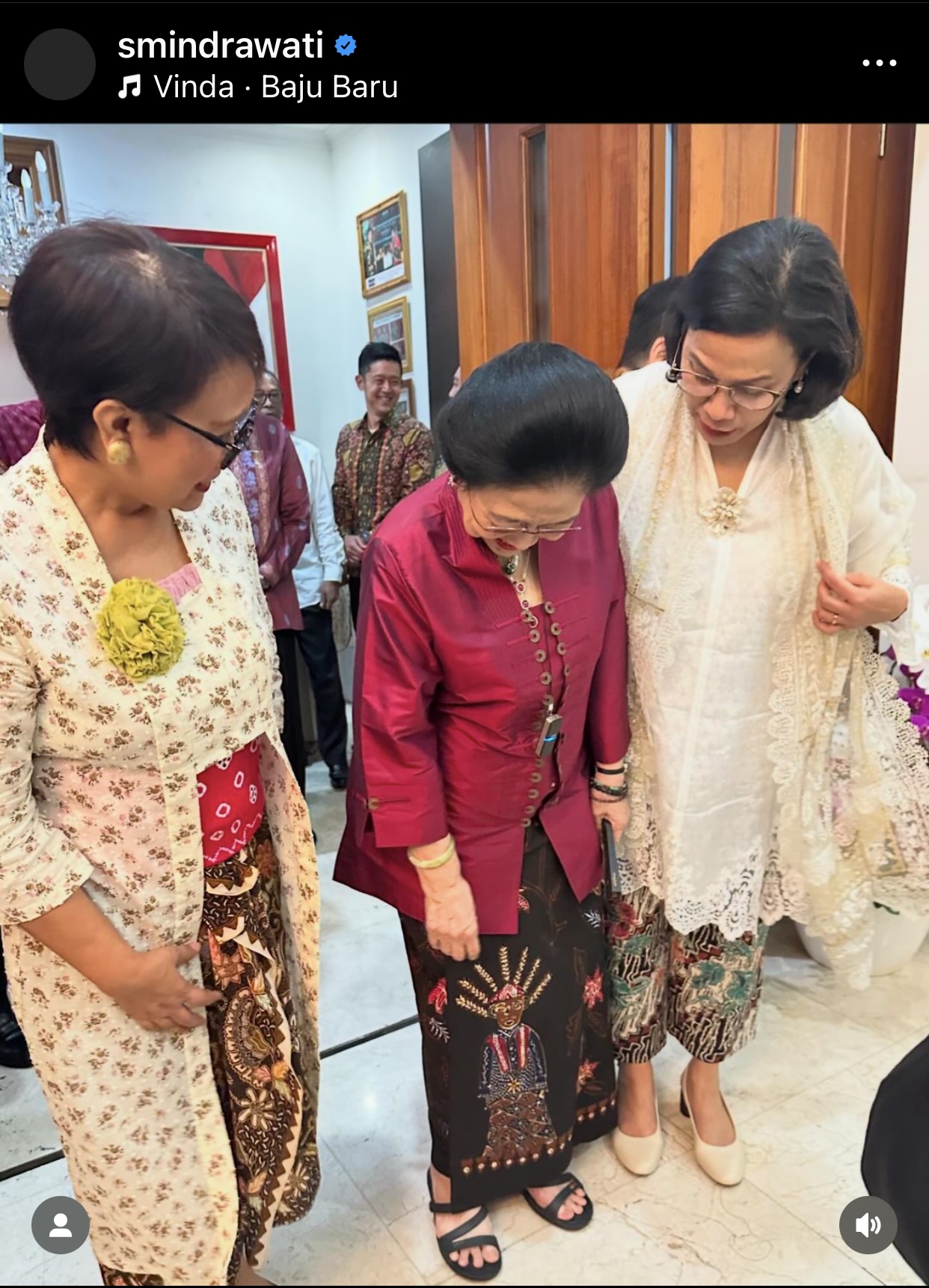 Sri Mulyani dan Retno Bercanda Dengan Mega, Ada Makna Apa?