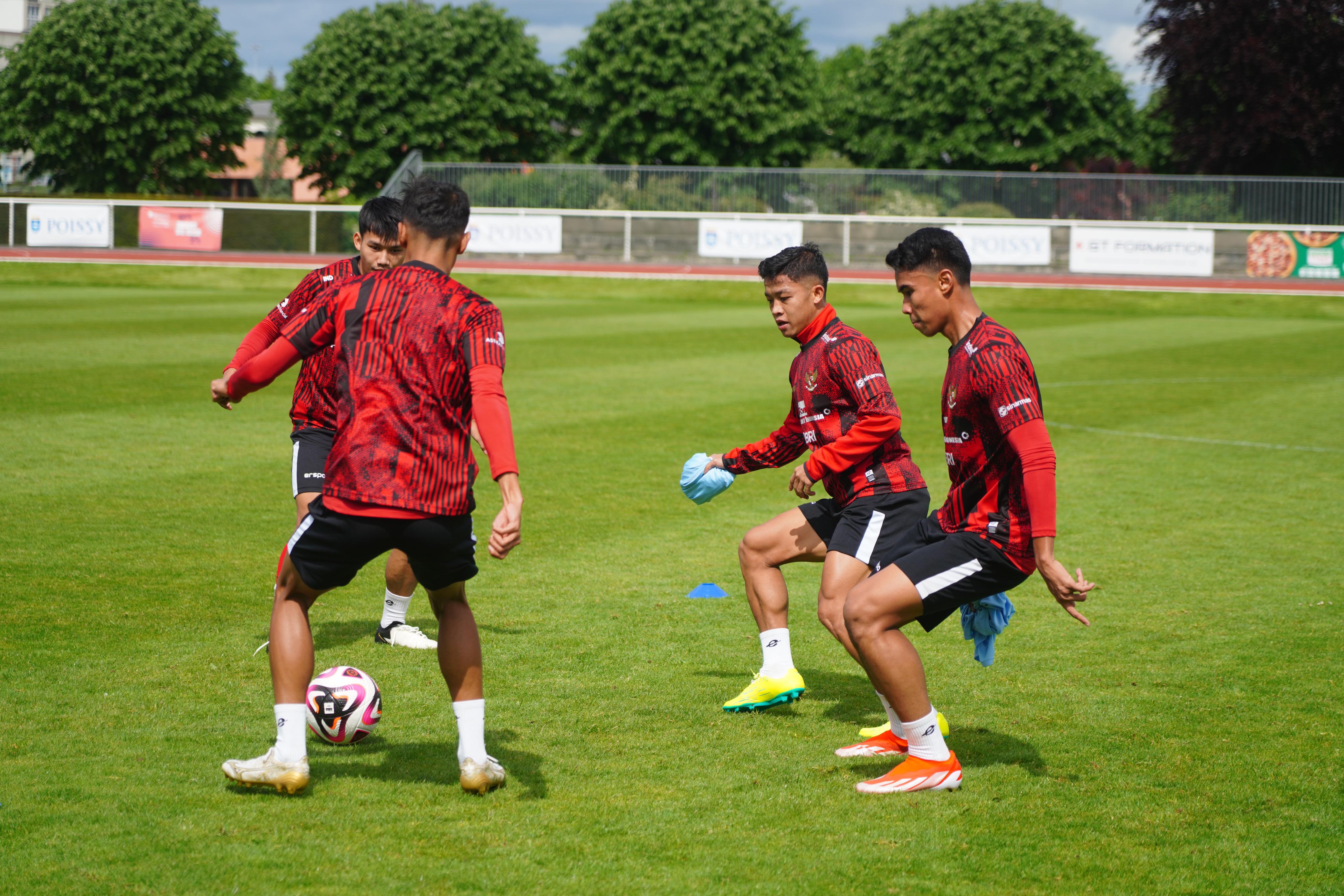H-1 Jelang Lawan Guinea, Shin Tae-yong Genjot Kebugaran Timnas Indonesia U-23