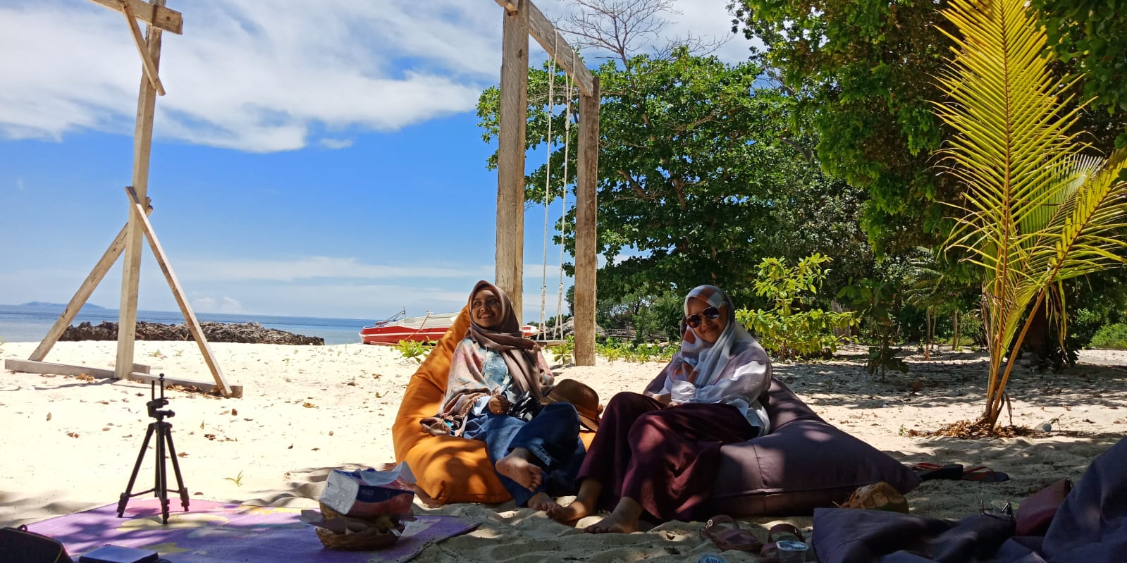 Pesiar ke Pantai Lihaga di Minahasa Utara Dijamin Takkan Kecewa