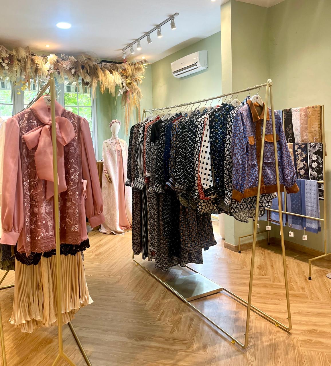 Enjoy Berbisnis, Marini Zumarnis Memilih Vakum Akting