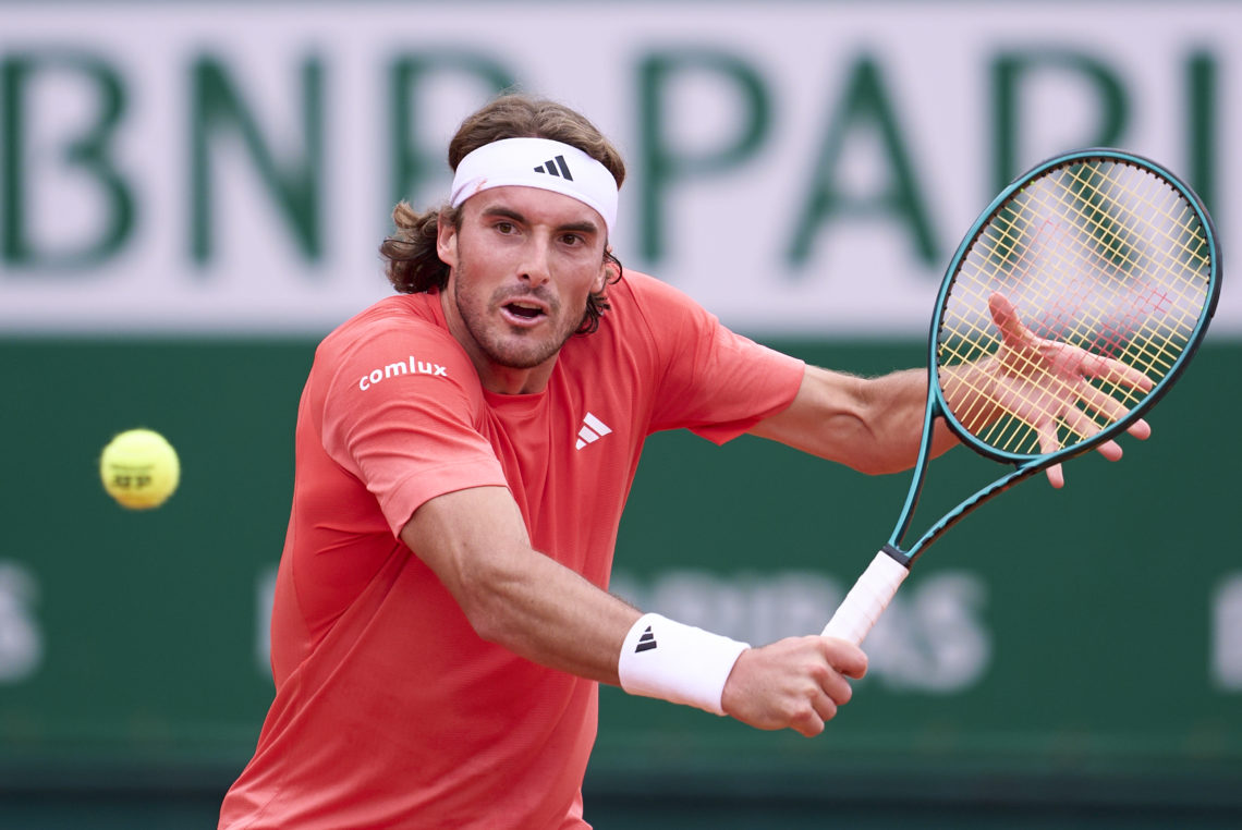 Alcaraz-Sinner Masih Kokoh, Tsitsipas Ikut Main Double Dengan Pacar