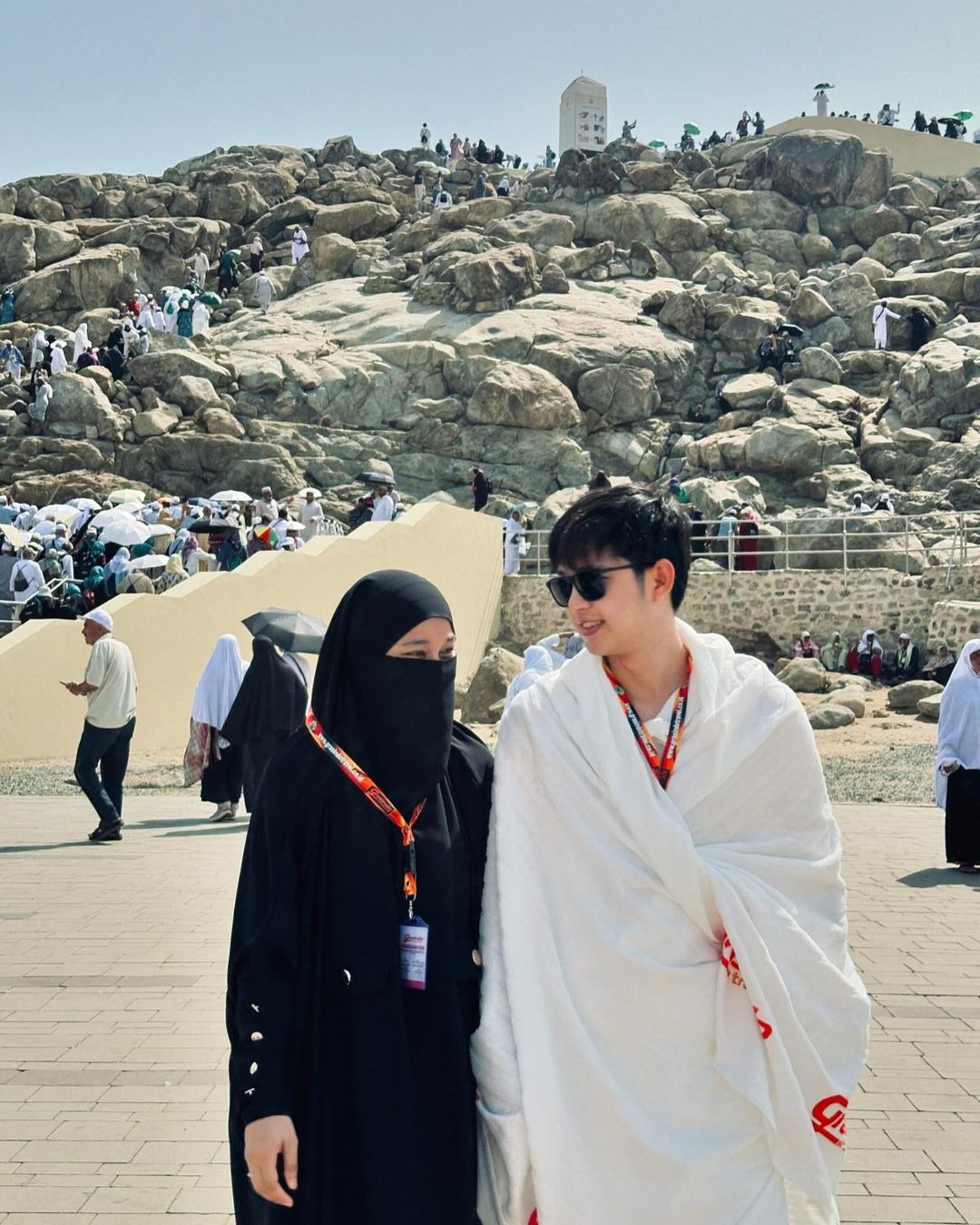 7 Artis Berangkat Haji Bareng Pasangan, Ibadah Jadi Makin Romantis