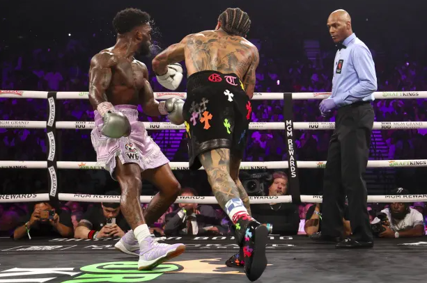 Alhamdulillah! Gervonta Davis Raih Kemenangan Telak di Pertarungan Perdana sebagai Petinju Muslim