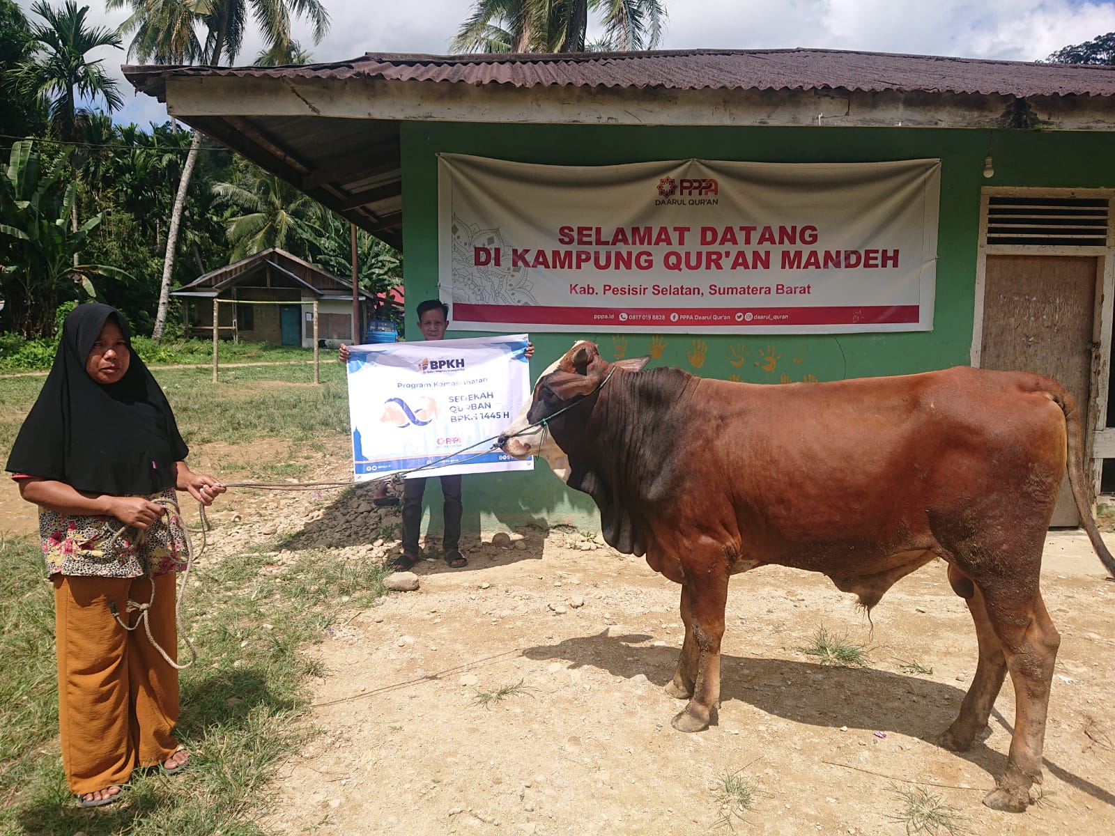Daqu PPPA Salurkan Daging Qurban Sampai Daerah Terpencil