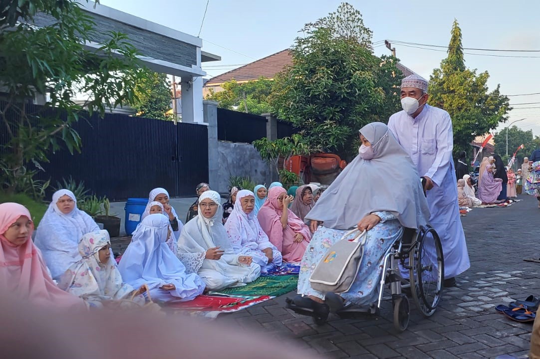 Idul Adha di Gading Kirana Estate, Takmir Masjid Al Ichsan Sembelih 8 Ekor Sapi dan 1 Kambing