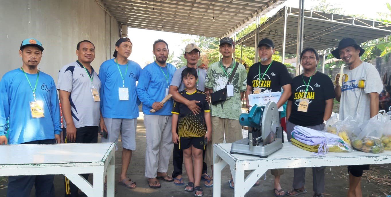Idul Adha di Gading Kirana Estate, Takmir Masjid Al Ichsan Sembelih 8 Ekor Sapi dan 1 Kambing