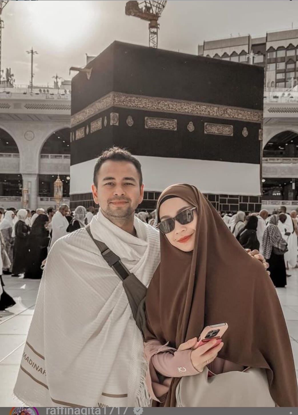 Raffi Ahmad dan Keluarga Bisa Habiskan 6,5 Miliar Untuk Biaya Haji Lewat Jalur Furoda