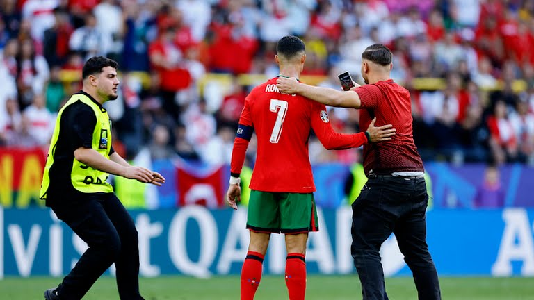 Portugal Melaju ke 16 Besar, Silva dan Fernandes Buat Turki Bertekuk Lutut