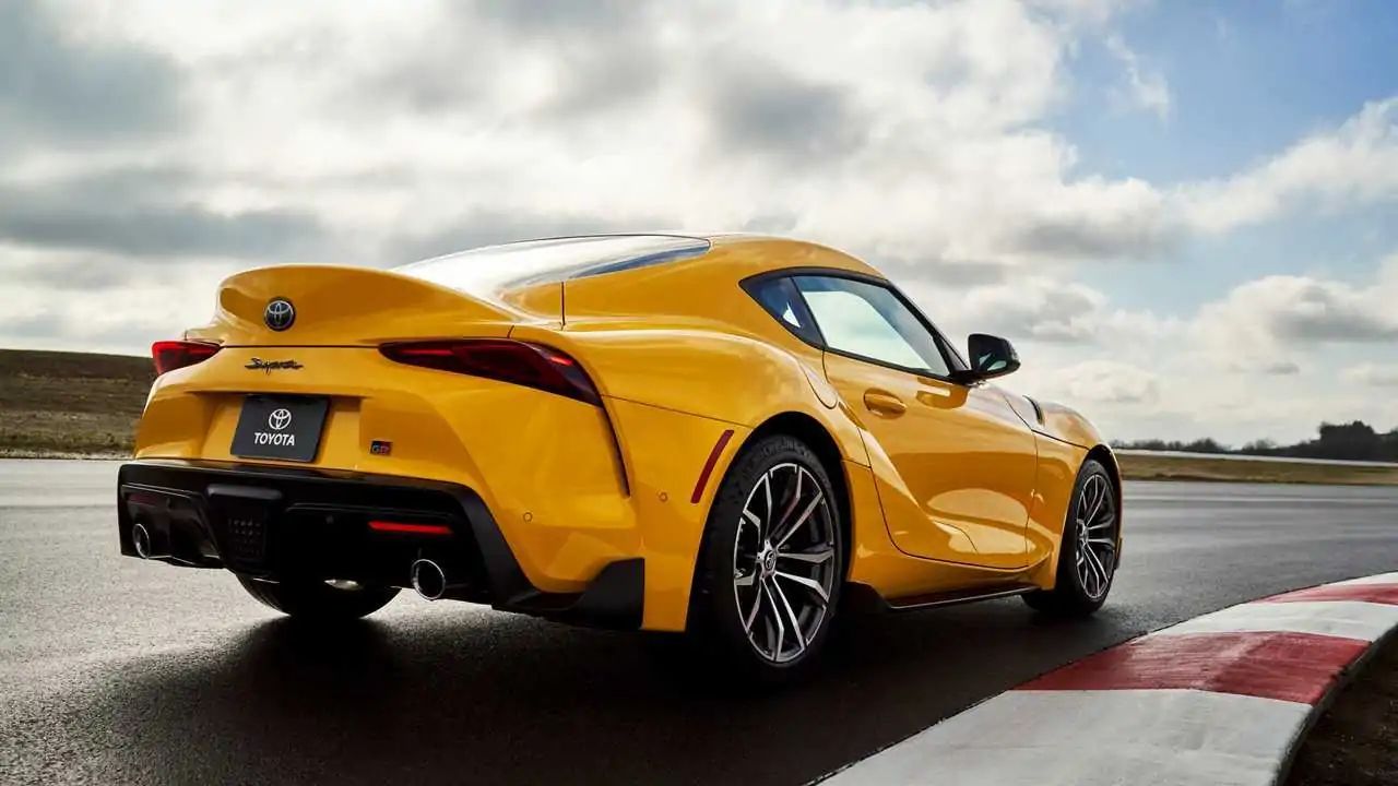 Toyota Supra 4 Silinder Resmi Dihentikan