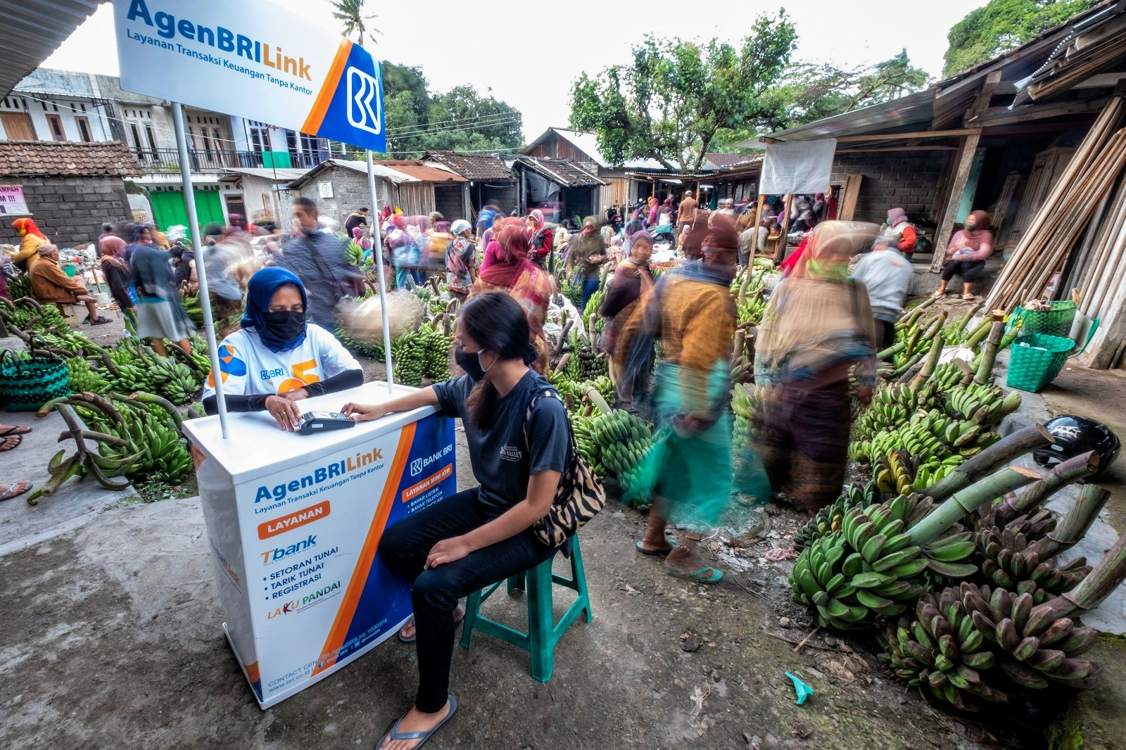 Jadi AgenBRILink, Wanita Hebat ini Terus Berinovasi Bawa Manfaat ke Masyarakat Sekitar