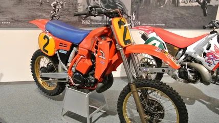 10 Sepeda Motor Honda Tersukses Sepanjang Sejarah