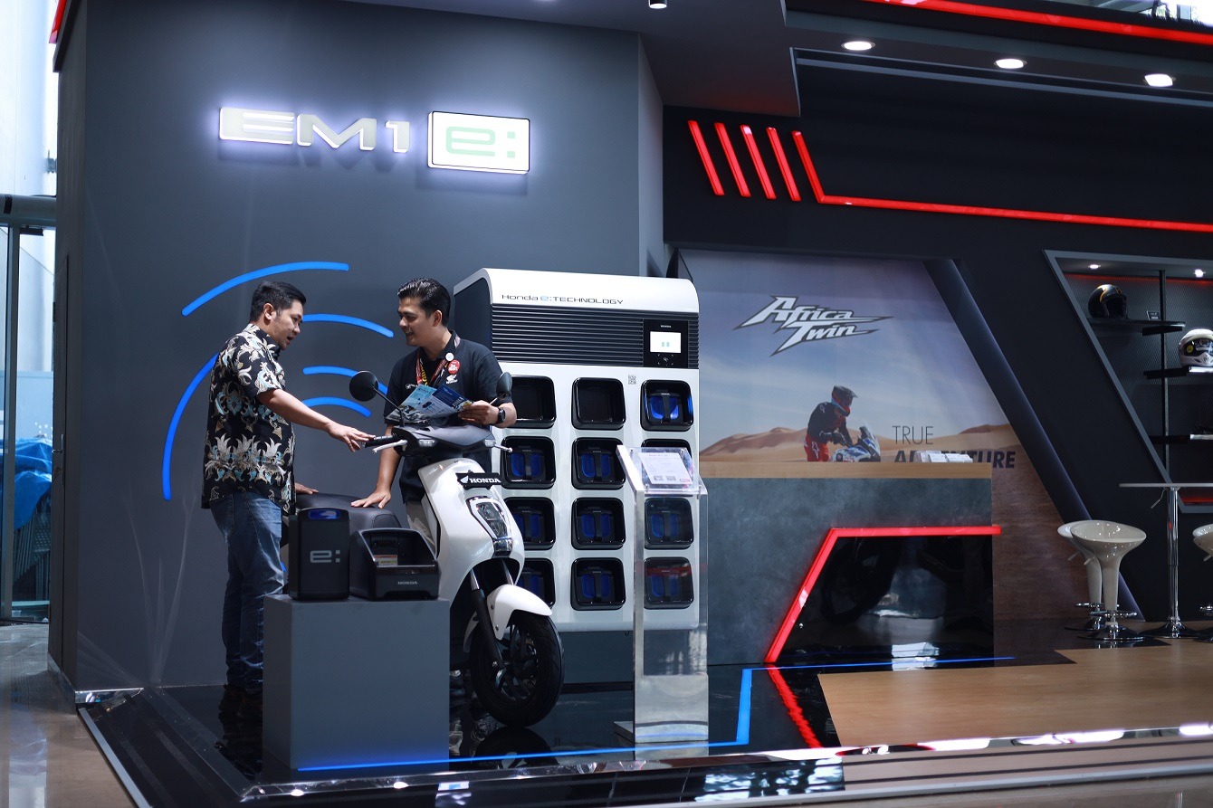 Deretan Motor Berteknologi Tinggi dari Honda Siap Sapa Pengunjung GIIAS 2024