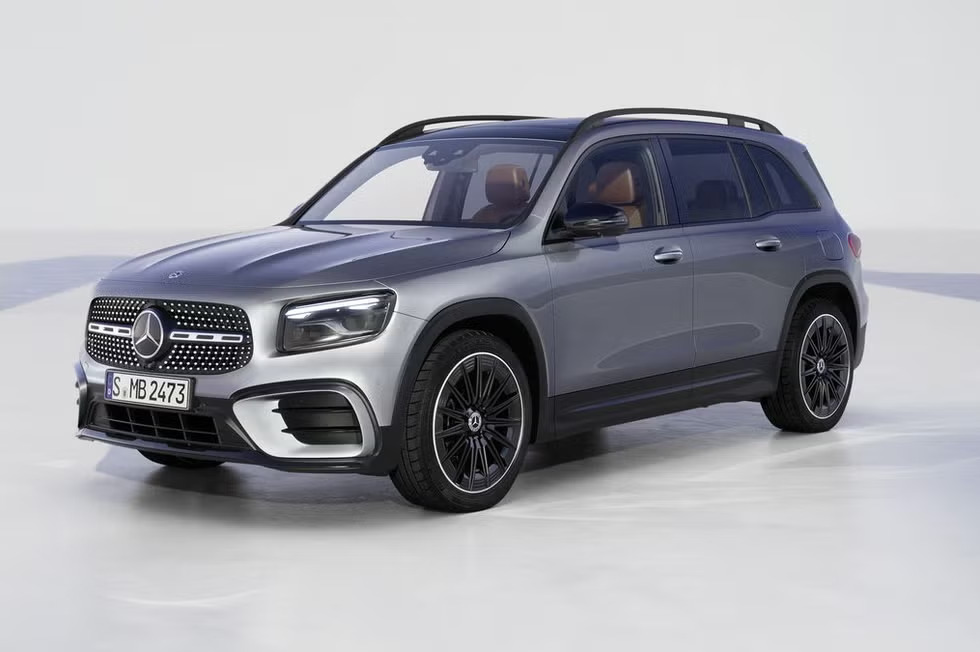 SUV Subkompak Mewah Terbaik tahun 2024 dan 2025