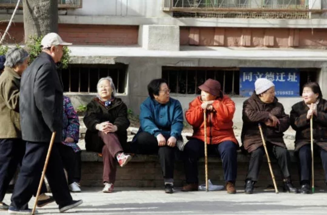 Jumlah Penduduk Anjlok, Wanita China Dipaksa Punya Banyak Anak