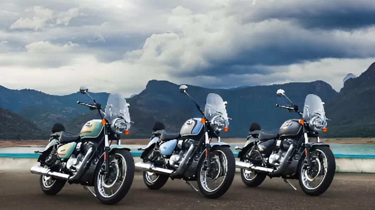 Duo Sensasi Royal Enfield: Bullet dan Meteor 350 Terbaru Segera Hadir, Siap-siap Terpesona!