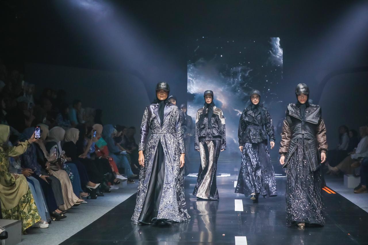 Samasta, Koleksi Eksklusif Karya Desainer Rya Baraba