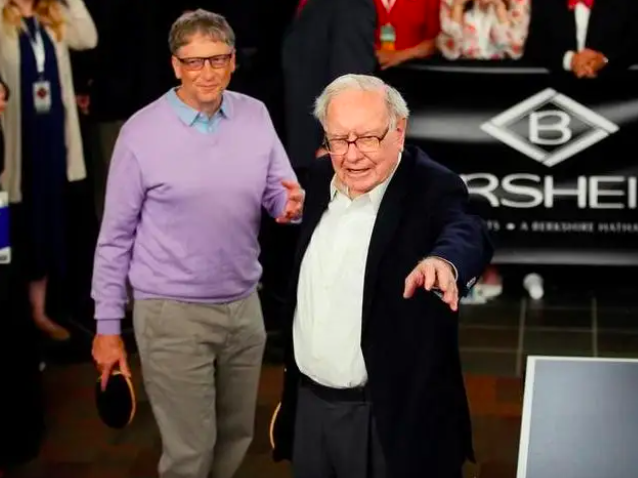 Naik Turunnya Persahabatan 30 Tahun Bill Gates dan Warren Buffett