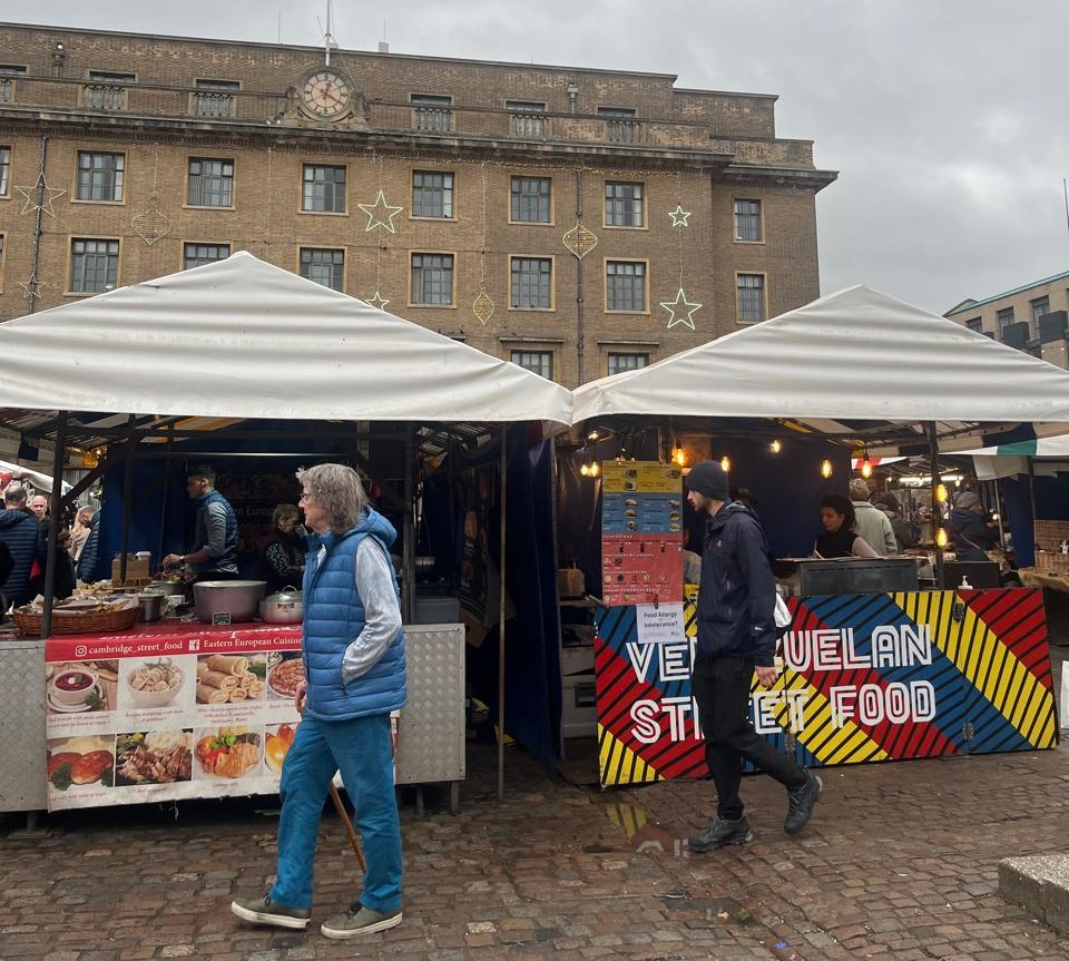 Sepeda, Bangunan Tua dan Harry Potter di Pusat Kota Cambridge