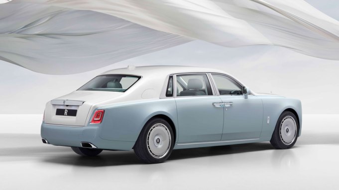 Phantom Scintilla, Mobil Mewah Rolls-Royce Terbaru yang Bikin Melongo