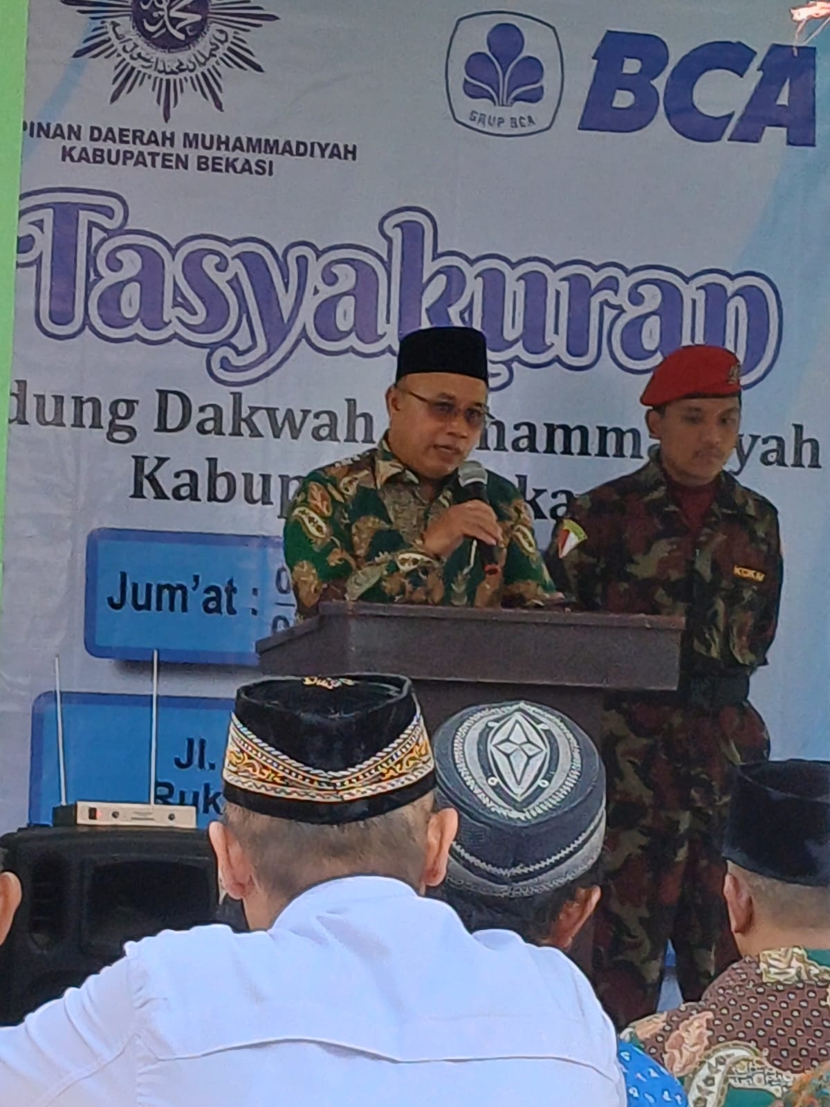 BCA Hibahkan Ruko Untuk Kantor Muhammadiyah Bekasi, Prof Mu’ti, Ketua PDM, Direktur BCA Terlibat Candaan Segar