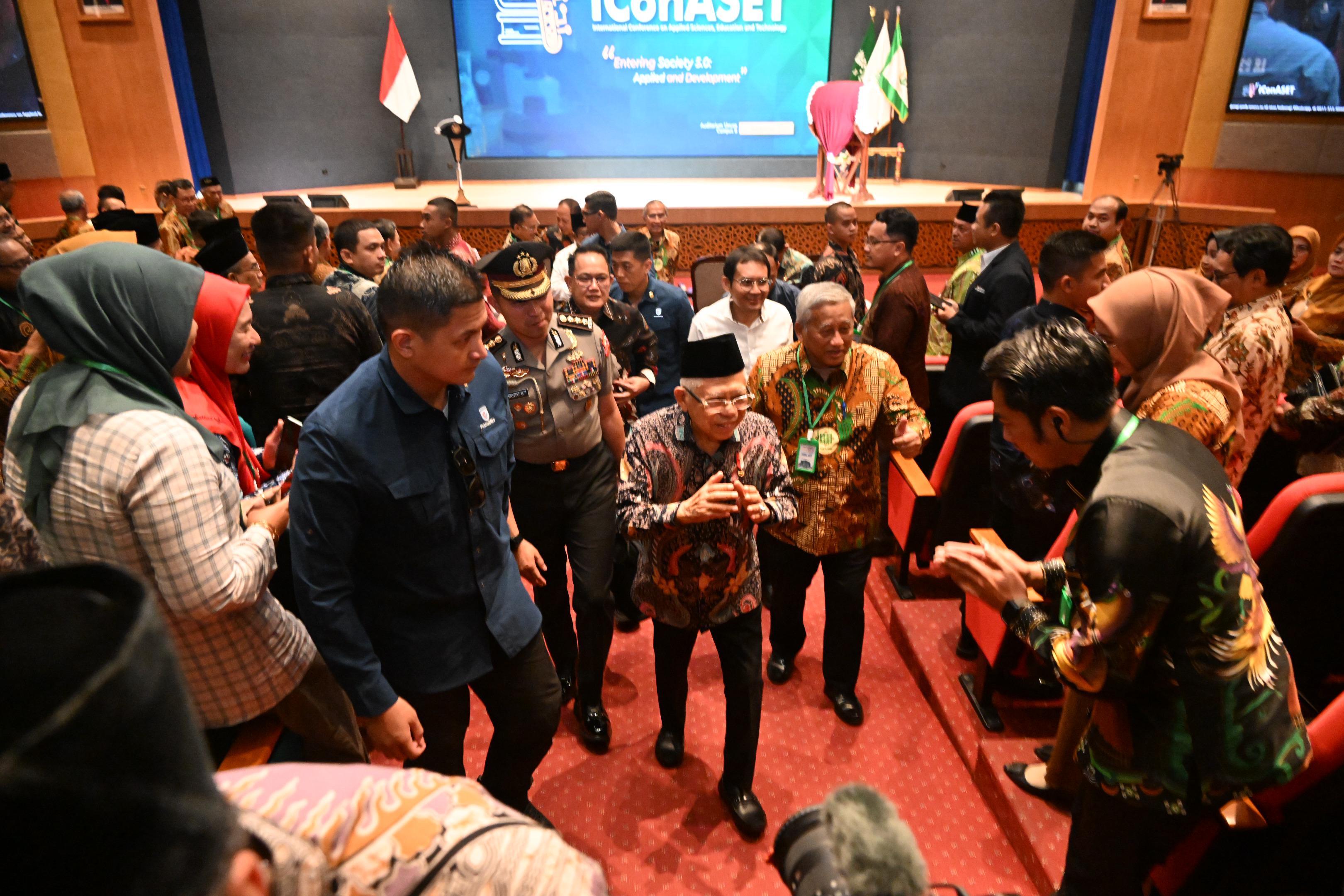 Wapres Minta Kampus Antisipasi Kebutuhan Ilmu Pengetahuan Masa Depan