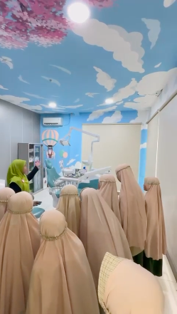 Field Trip Seru: Ridhoka Salma Ajak Siswa MI Mathlaul Ulum Belajar Kesehatan