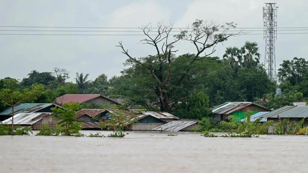 Lebih dari 200 Orang Tewas Akibat Banjir dan Tanah Longsor di Myanmar