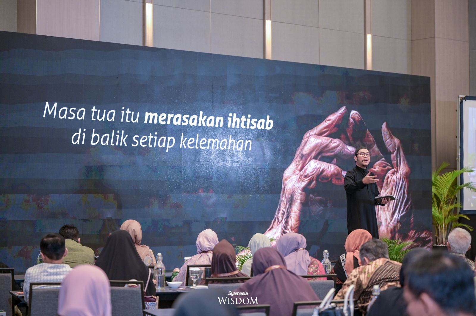 Syameela Wisdom: Kajian Usia Senja untuk Mempersiapkan Kematian