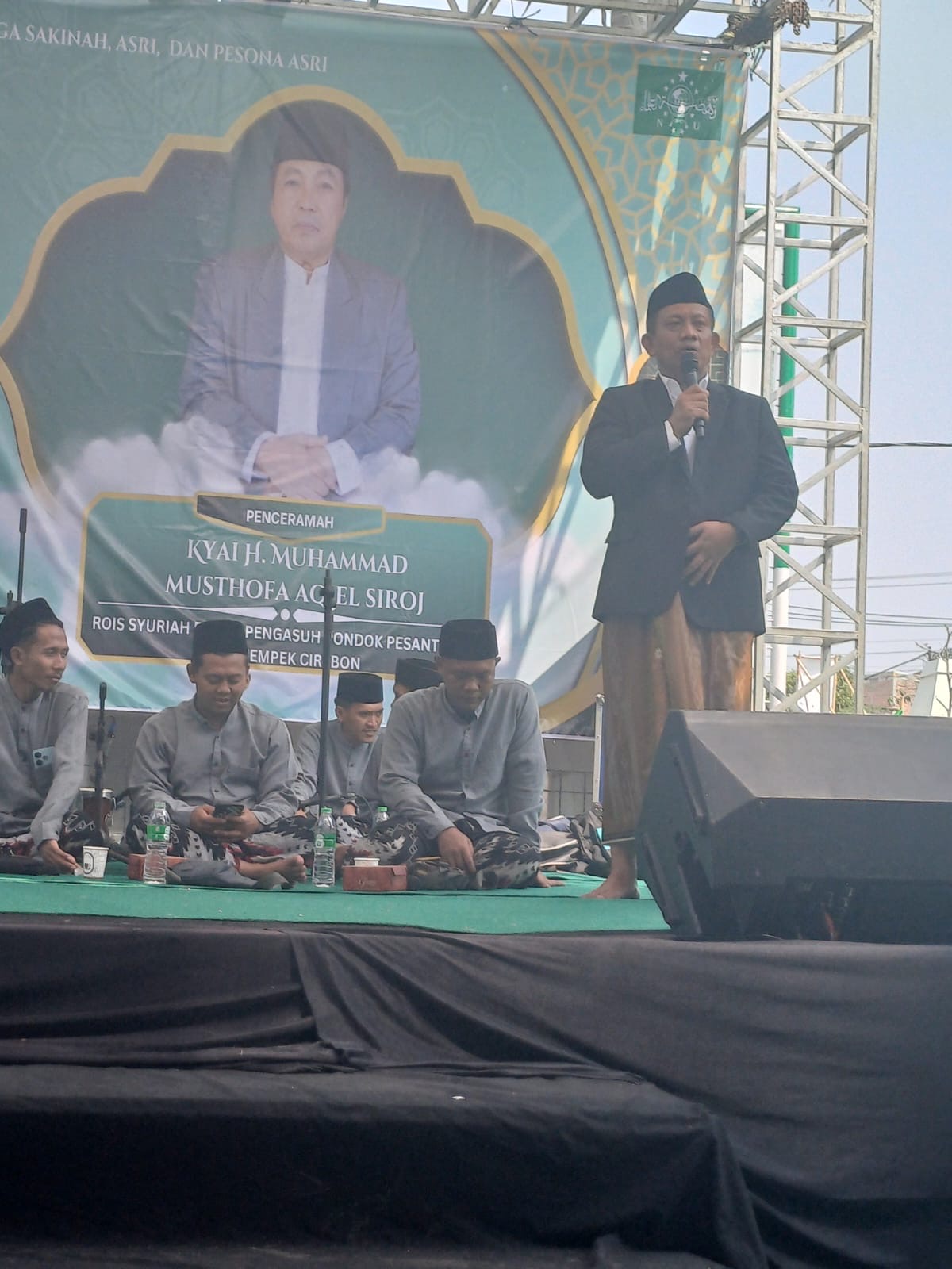 KH Mustofa Aqiel Siroj: Belajarlah Mencintai Nabi Agar di Akhirat Kelak Bertemu Nabi Muhammad