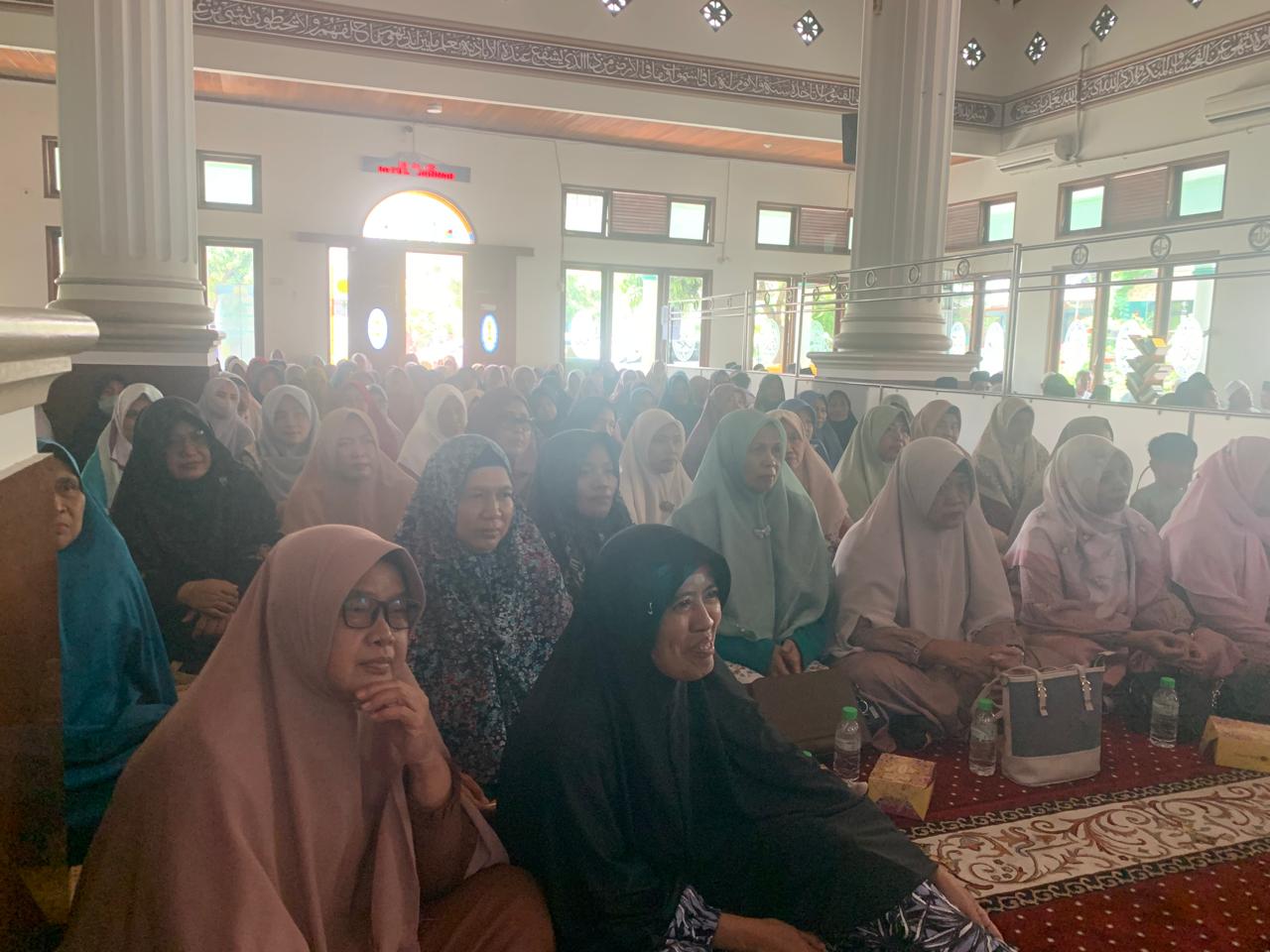 Memahami Agama dalam Konteks Modern: Pelajaran dari Peringatan Maulid Nabi Oleh KH Faiz Syukron Makmun