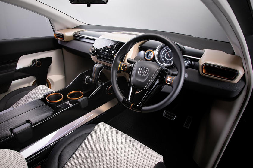 Honda Siap Gemparkan Dunia dengan Desain Baru Mobil Listrik Super Dinamis