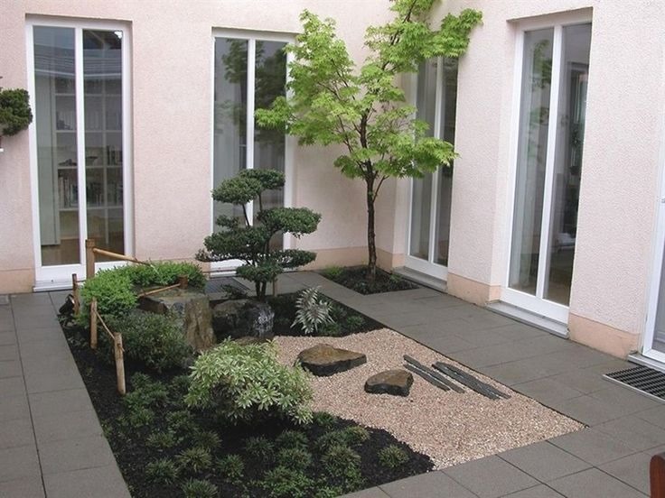 Tak Hanya Cantik, 7 Inspirasi Taman Minimalis Ini Bikin Rumah Terlihat Mewah