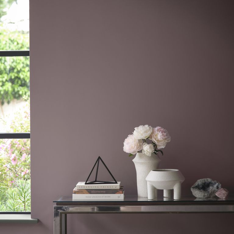 Warna Baru Benjamin Moore 2025 Bikin Pengen Dekor Ulang Rumah, Keren Banget!