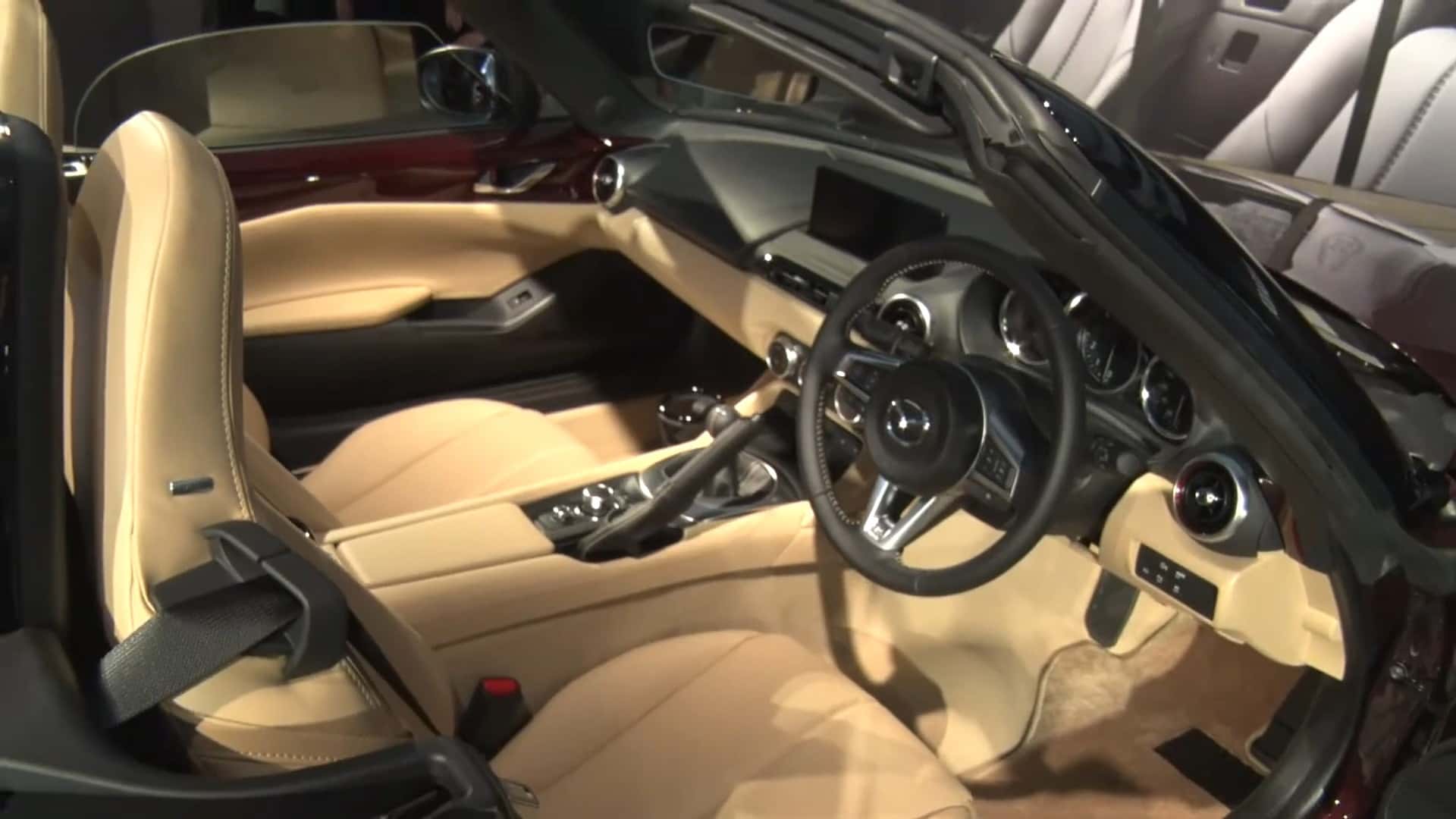 Mazda MX-5 Miata Edisi Khusus 35 Tahun, Ini Dia Yang Ditunggu-tunggu!