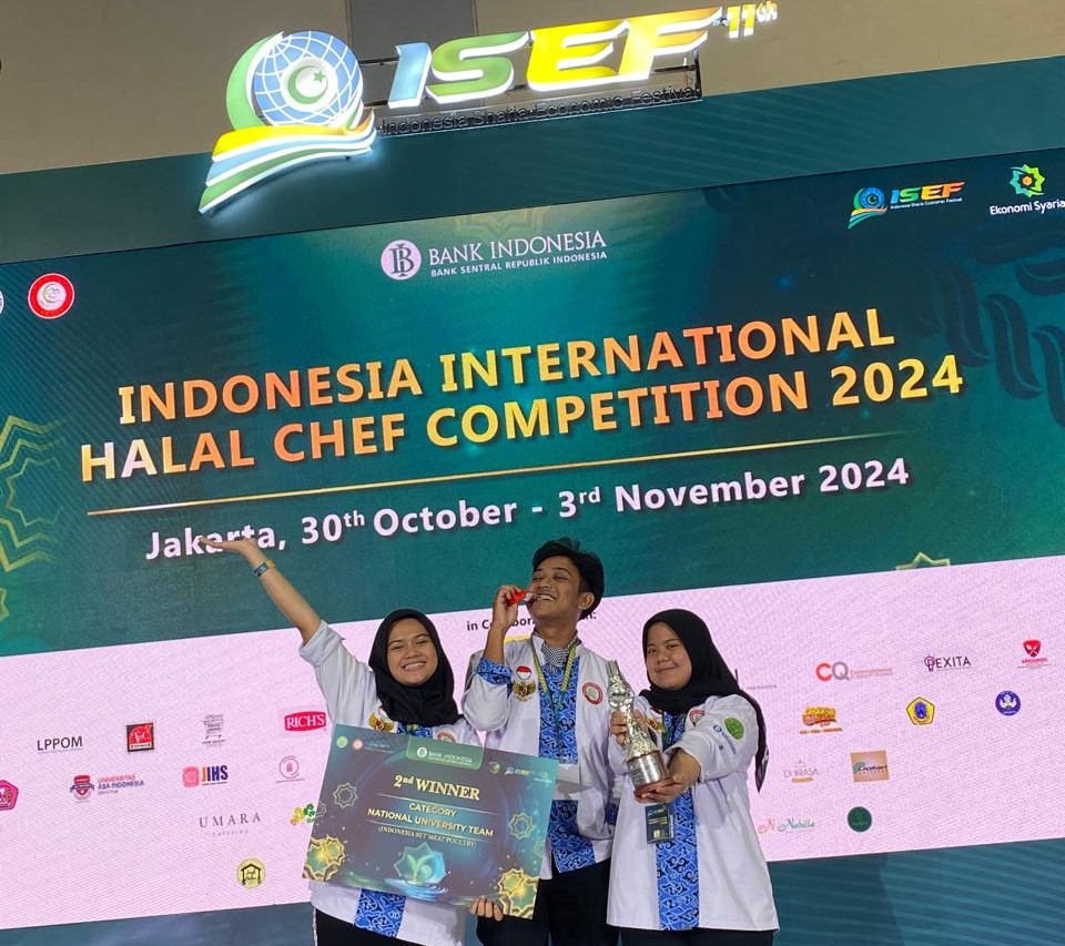 Salut! Universitas Asaindo Sabet 3 Juara Sekaligus di Indonesia International Halal Chef Competition