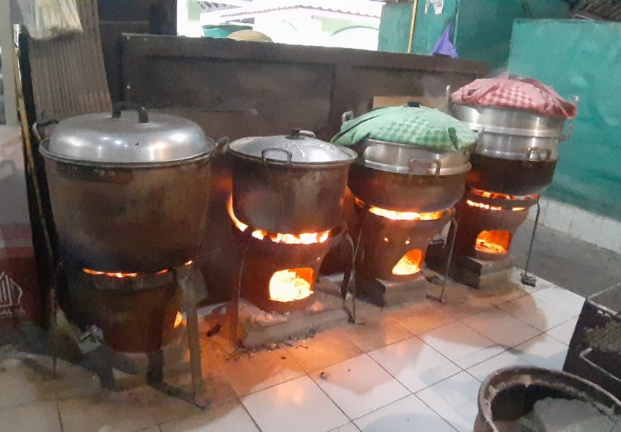 7 Rekomendasi Jajanan dan Minuman di Pasar Ngasem Jogjakarta