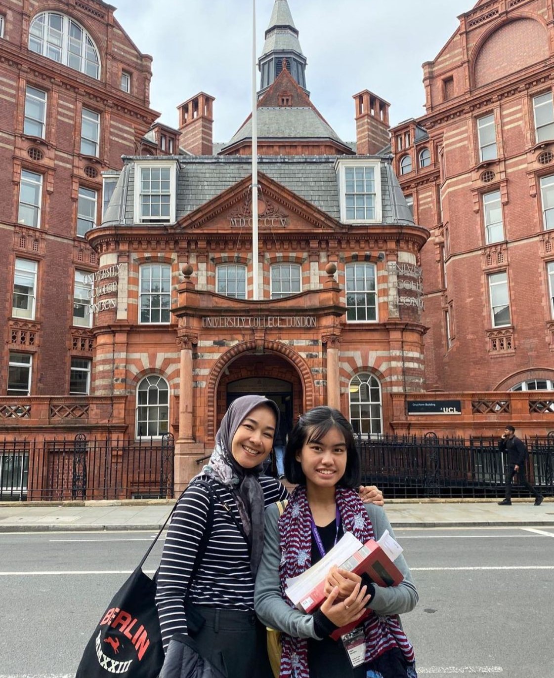 Inspirasi Parenting Alya Rohali, Utamakan Pendidikan untuk Anak